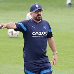 Gattuso: “No puede ser que, a la primera dificultad, tenga que oír que el técnico va contra el club”