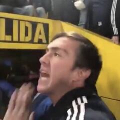 Hinchas de Millonarios insultan a dos aficionadas de Santa Fe