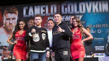 Middleweight boxer Canelo Alvarez of Mexico and WBC/WBA/IBF middleweight champion Gennady Golovkin of Kazakhstan pose during a news conference at MGM Grand hotel and casino in Las Vegas, Nevada, U.S., September 13, 2017. REUTERS/Las Vegas Sun/Steve Marcus