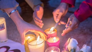 Veladora de febrero 2026: qué color corresponde y qué significa