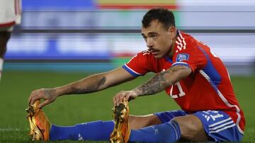 “¡Qué hombre!”: Catalán cantó el himno chileno y las redes explotaron