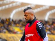 Futbol, Coquimbo Unido vs Colo Colo
Fecha 24, Liga de Primera 2025.
El jugador de Colo Colo Arturo Vidal es fotografiado, durante el partido de primera division disputado en el Estadio Sanchez Rumoroso, en Coquimbo, Chile.
19/10/2025
Pepe Alvujar/Photosport
Football, Coquimbo Unido vs Colo Colo
24th turn, Division League 2025.
Colo Colo’s player Arturo Vidal, is pictured, during the first division match at the Sanchez Rumoroso Stadium, in Coquimbo, Chile.
19/10/2025
Pepe Alvujar/Photosport