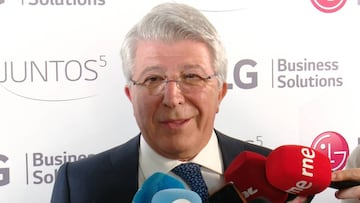 Cerezo siempre lo borda: esto ha dicho cuando le preguntaron sobre la escasez de defensa