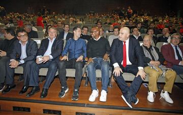 Jes¨²s Paredes, Joan Capdevila, Marcos Senna, Javier Matallanas y Pedro Ferr¨¢ndiz.