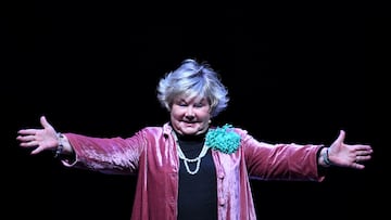 La cantante Karina durante el pase gr芍fico de 'Yo soy Karina', en el Teatro Bellas Artes, a 15 de enero de 2024, en Madrid (Espa?a). &Yo soy Karina* supone la vuelta al teatro de una mujer reconocida en todo el mundo, en un tono de comedia cargada de m迆sica y recuerdos.
15 ENERO 2024;MADRID;PASE GRAFICO;YO SOY KARINA
Fernando S芍nchez / Europa Press
15/01/2024