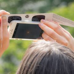 Total solar eclipse 2024: can I use my cell phone to take photos?