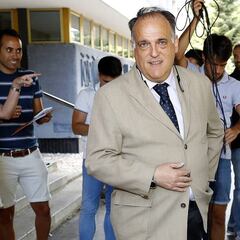 El fútbol prepara una moción de censura a Ángel María Villar