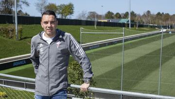 Iago Aspas posa para AS en la Ciudad Deportiva Afouteza.