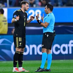 México vs Canadá se vio manchado por la polémica