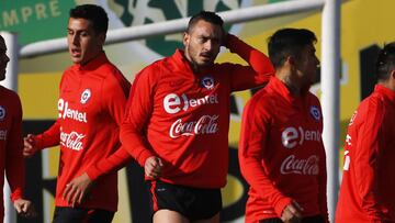 Insólito: la Roja llegó solo 50 minutos antes del partido