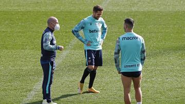 29/01/21
LEVANTE UD
ENTRENAMIENTO
PACO LOPEZ
MIRAMON
ROBER PIER