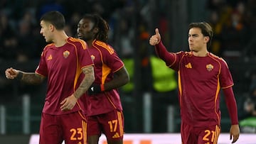 Roma's Argentine forward #21 Paulo Dybala reacts during the UEFA Europa League 1st round day 5 football match between AS Roma and Midtjylland at the Olympic Stadium in Rome on November 27, 2025. (Photo by Filippo MONTEFORTE / AFP)