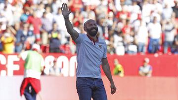 08/04/17 PARTIDO PRIMERA DIVISION
SEVILLA - DEPORTIVO DE LA CORUÑA
MONCHI SALUDO HOMENAJE