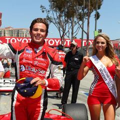 Muñoz hace pole en Texas y gana punto extra en el campeonato