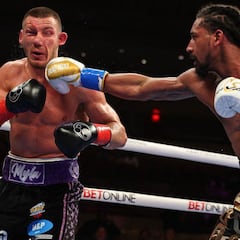 Demetrius Andrade luce y se difumina ante Williams