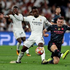 Respaldo al City por el césped del Bernabéu