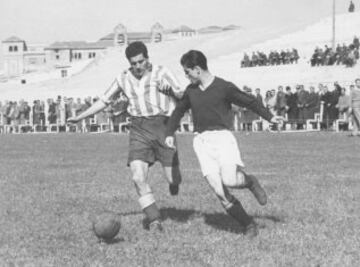 Gaínza disputó 382 partidos de Liga llegando a meter 119 goles.