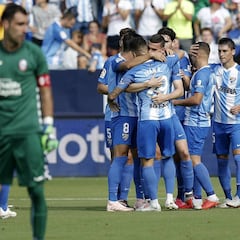 Jack Harper y Munir refuerzan el liderato del Málaga