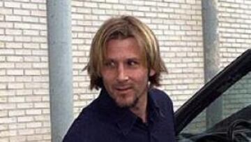 <b>AGRADECIDO A VAN GAAL.</B> "Me enorgullece el hecho de que Van Gaal haya insistido en mí. Estoy agradecido. Cuando uno llega a un club y el entrenador le quiere, ése es el mejor aval que uno puede tener".