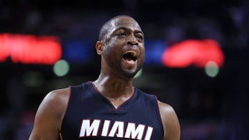Miami Heat win away at Toronto Raptors for first game of series
