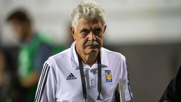 Ricardo Ferretti tiene la solución contra los gritos homofóbicos