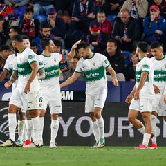 “Lo importante no es mi renovación, sino ayudar al equipo a estar arriba”