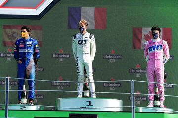 Pierre Gasly, Carlos Sainz y Lance Stroll en el podio del Gran Premio de Italia. 