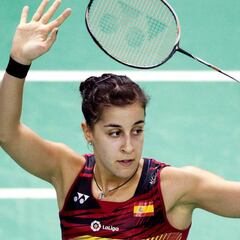 Carolina Marín supera a Mitani en su debut en Francia