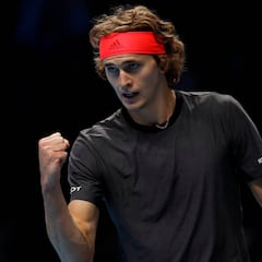 Zverev remonta dos veces y puede otra vez con Cilic