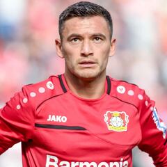 Ofrecen a Charles Aránguiz a otro equipo del Brasileirao