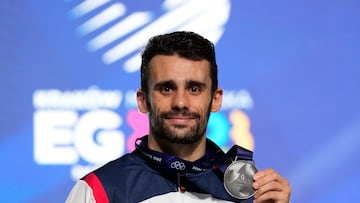 José Quiles con su medalla de plata de los Juegos Europeos de Cracovia.