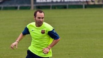Iniesta y Keita se ejercitan con normalidad en la penúltima sesión