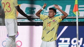 Luis Díaz celebrando su primer gol con Selección Colombia ante Corea del Sur.