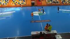 La brutal agresión de un jugador de fútbol sala al árbitro en Cuenca