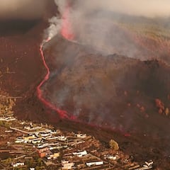 El volcán 'se apaga' dos horas: los expertos buscan una explicación mientras la lava se acerca al mar