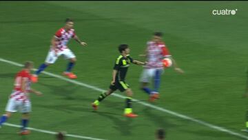 España reclamó un posible penalti por mano de Kolinger