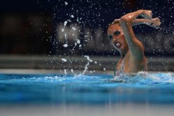 Ona Carbonell Ballestero durante su ejercicio de solo libre con el que ha ganado otra medalla de bronce.