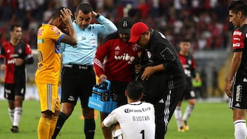 El guardameta argentino de los rojinegros, sufrió nuevamente una terrible lesión en el encuentro pendiente ante los Tigres este miércoles.