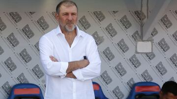 El nuevo DT cesado en la B