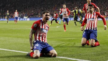 Giménez celebra el 1-0 en el Atlético-Juventus