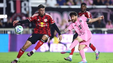 FORT LAUDERDALE, FLORIDA - MAY 03: Lionel Messi #10 of Inter Miami CF scores the team's fourth goal during the MLS match between Inter Miami CF and New York Red Bulls at Chase Stadium on May 03, 2025 in Fort Lauderdale, Florida. Megan Briggs/Getty Images/AFP (Photo by Megan Briggs / GETTY IMAGES NORTH AMERICA / Getty Images via AFP)