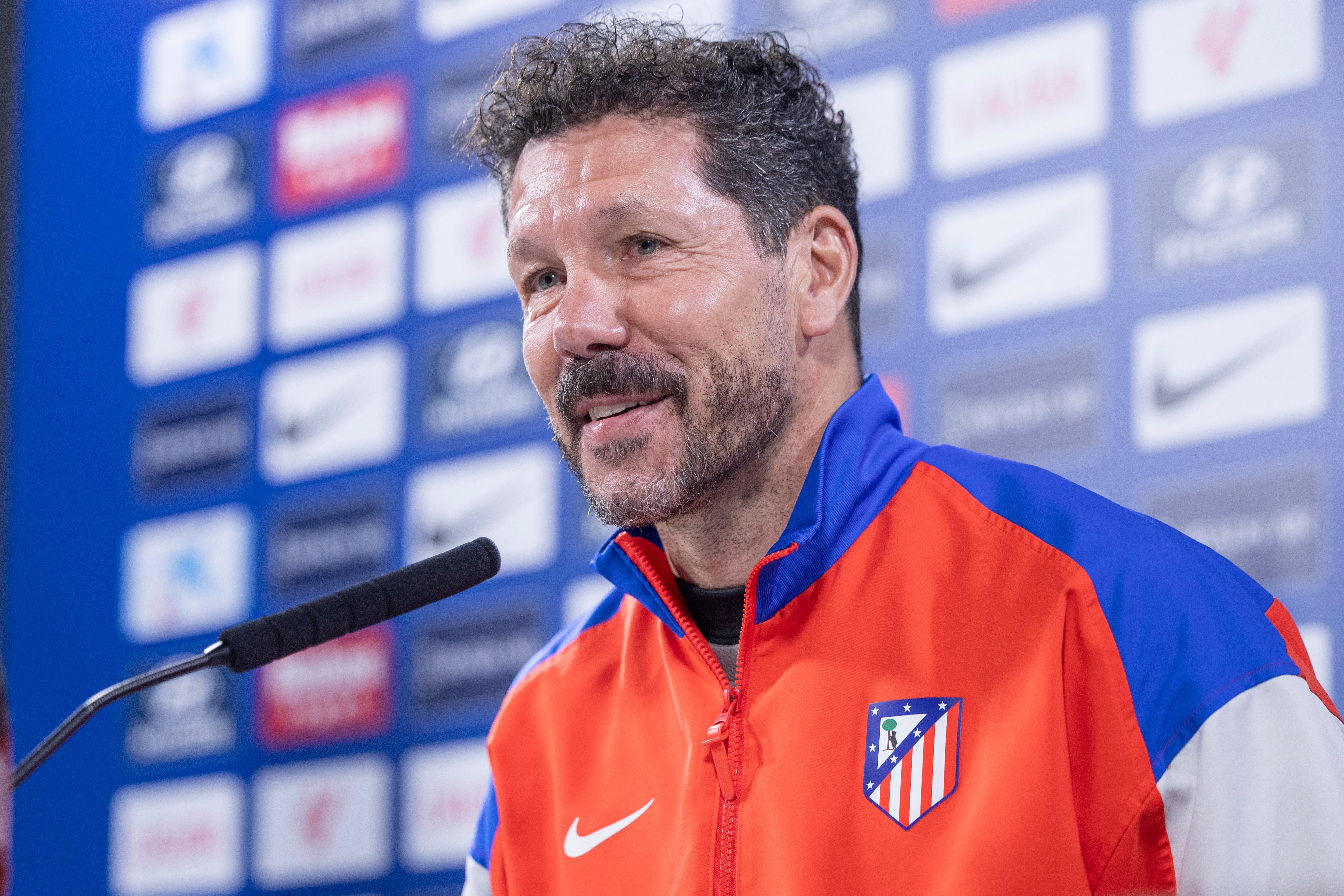 Simeone: Soy un admirador de Ancelotti, lo sabe, se lo dije, y le deseo lo mejor