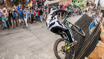 Valparaíso Cerro Abajo celebra 15 años con carrera extrema