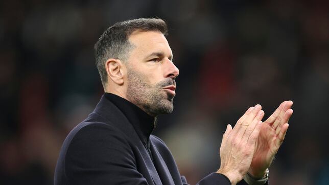 Van Nistelrooy estira el chicle