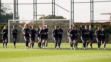 El Barcelona femenino en un entrenamiento.