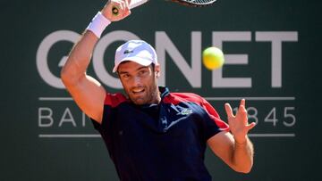 Spain&#039;s Pablo Andujar returns the ball to Australia&#039;s Jordan Thompson during their match on the second day of the ATP 250 Geneva Open tennis tournament on May 17, 2021 in Geneva. (Photo by Fabrice COFFRINI / AFP)