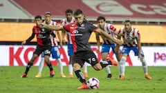 Controversial decisions in Chivas victory over Atlas in Clásico Tapatío