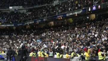 La pañolada del Bernabéu.