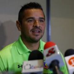 Héctor Tapia: “El juego de Santa Fe pasa por Omar Pérez”