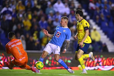 Así es Luis Enrique Santander, el árbitro del Cruz Azul vs América en la ida de las semifinales de la Liga MX